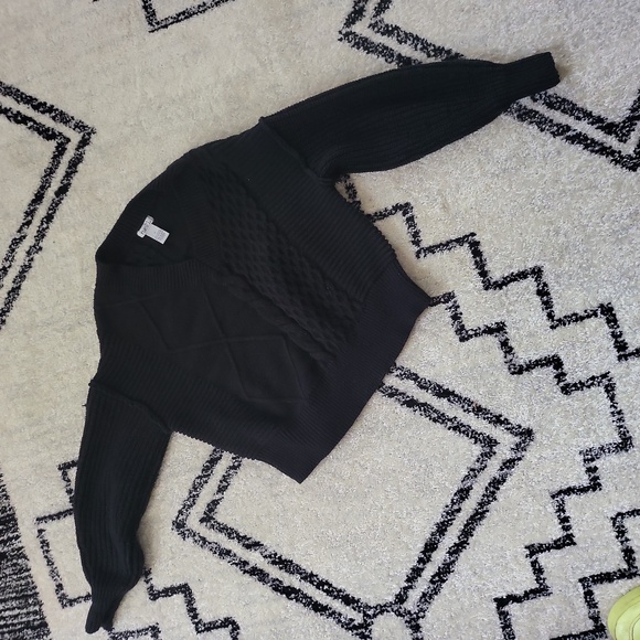 Cable Knit Sweater - Picture 2 of 4